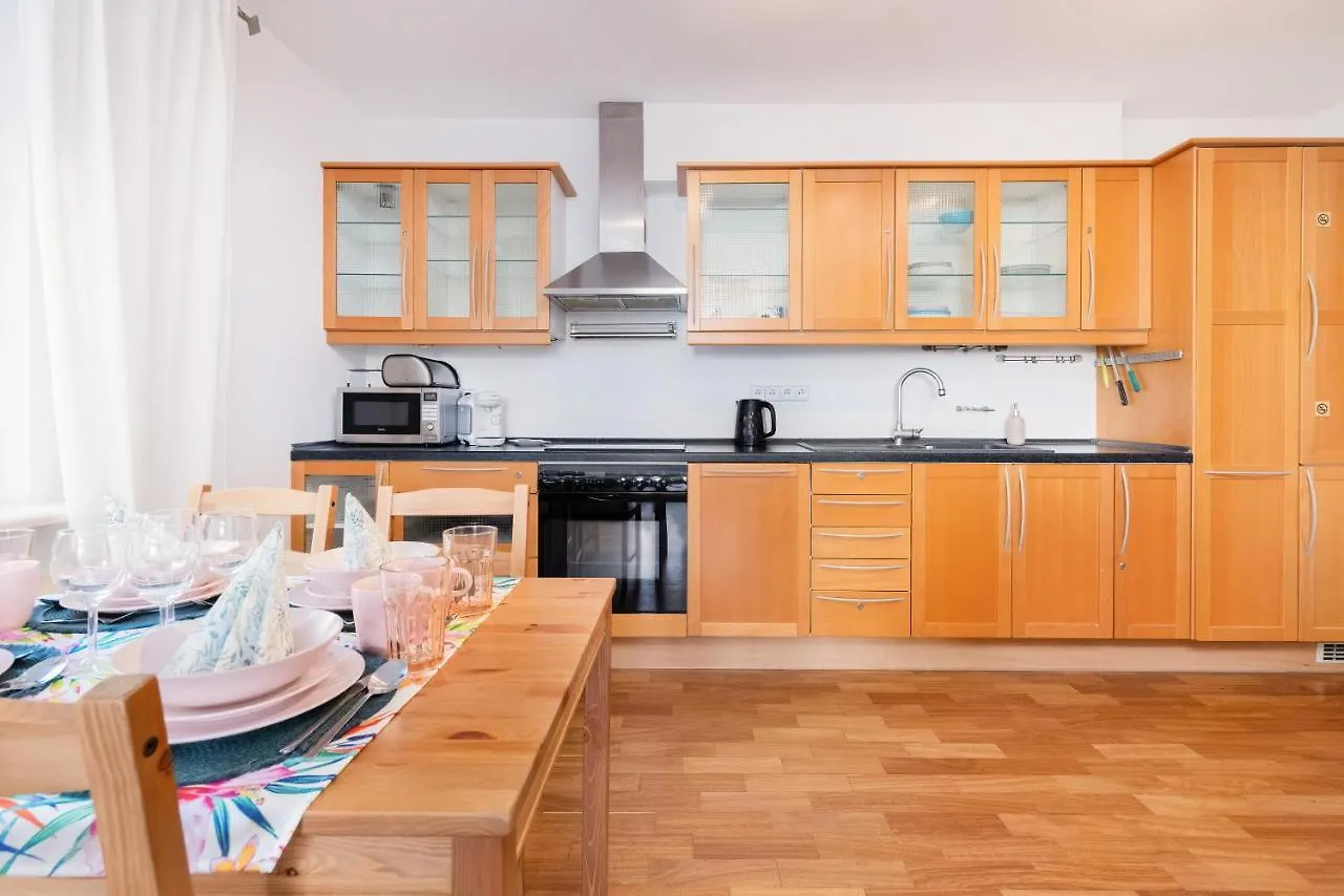 Apartments Tarifa - By The Sea By Noclegi Renters ソポト 0*,  ポーランド